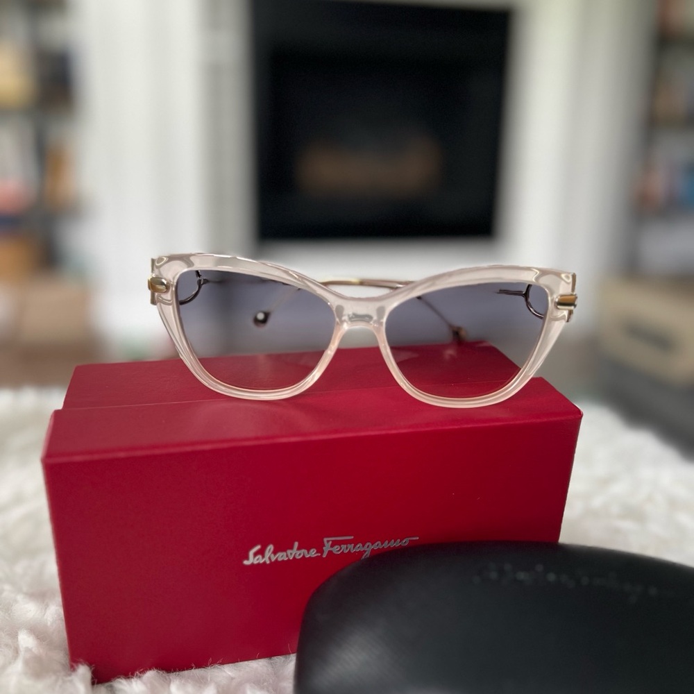 Salvatore Ferragamo Nude Modern Cat-Eye Sunglasses